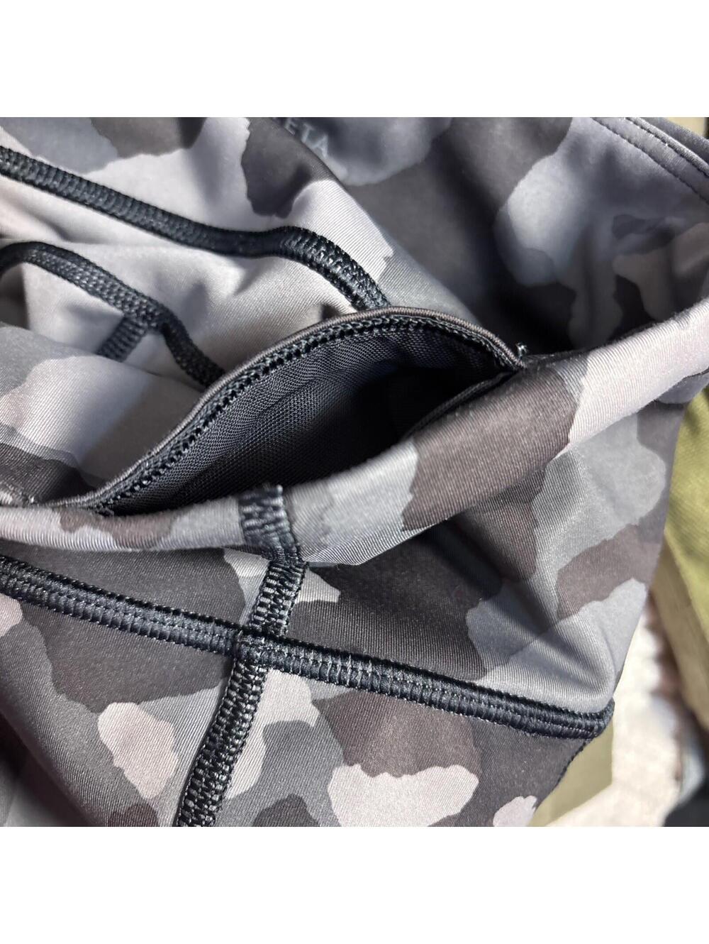 Athleta Lightning Camo 7/8 Tight Leggings XXS Gray Black High Rise Pockets - Picture 11 of 12